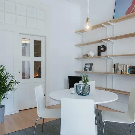 Baixa24 •p2l• T1 No Centro Historico * 포르투