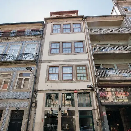 Baixa24 •p2l• T1 No Centro Historico דירה פורטו