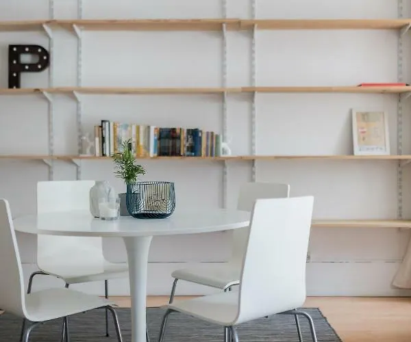 Baixa24 •p2l• T1 No Centro Historico Porto