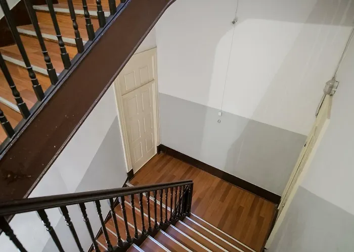 Baixa24 •p2l• T1 No Centro Historico * Oporto