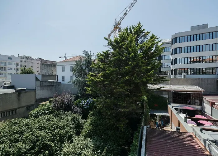 Baixa24 •p2l• T1 No Centro Historico Oporto